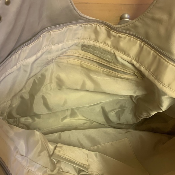 CHINESE LAUNDRY Studded large tote handbag💕 - Picture 4 of 4